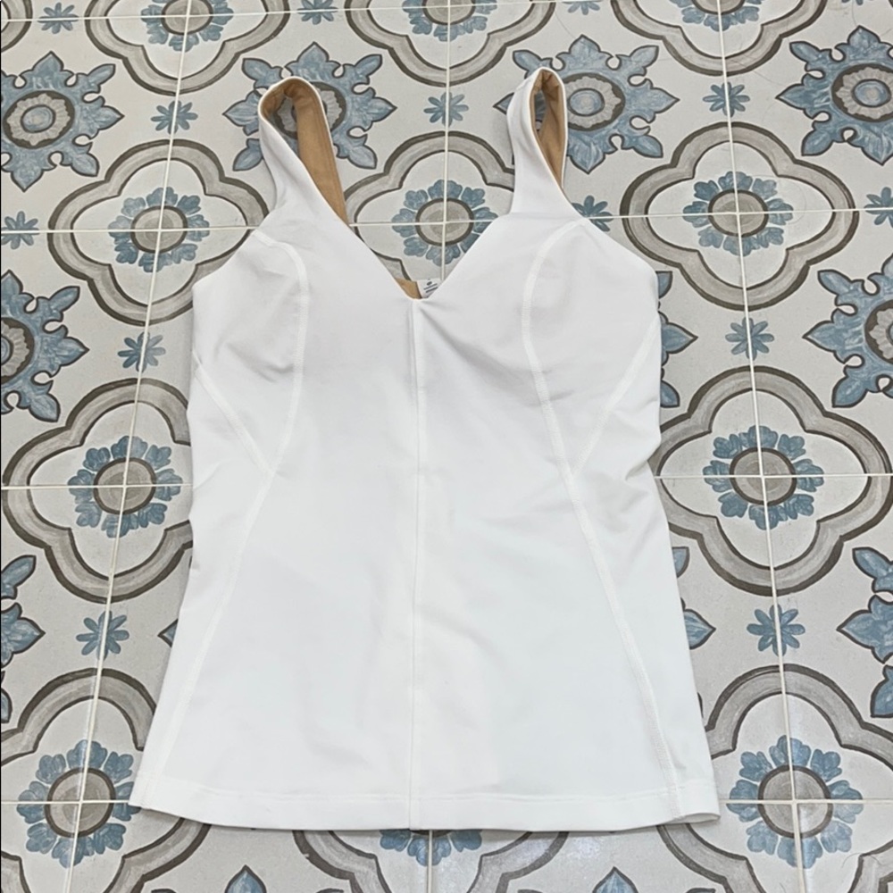 White lulu bra tank top size 4.